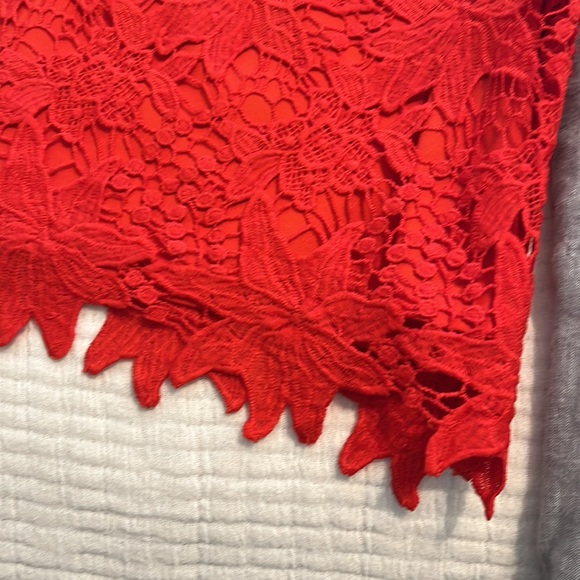 Gorgeous ASTR The Label off the shoulder red dress - Picture 2 of 8